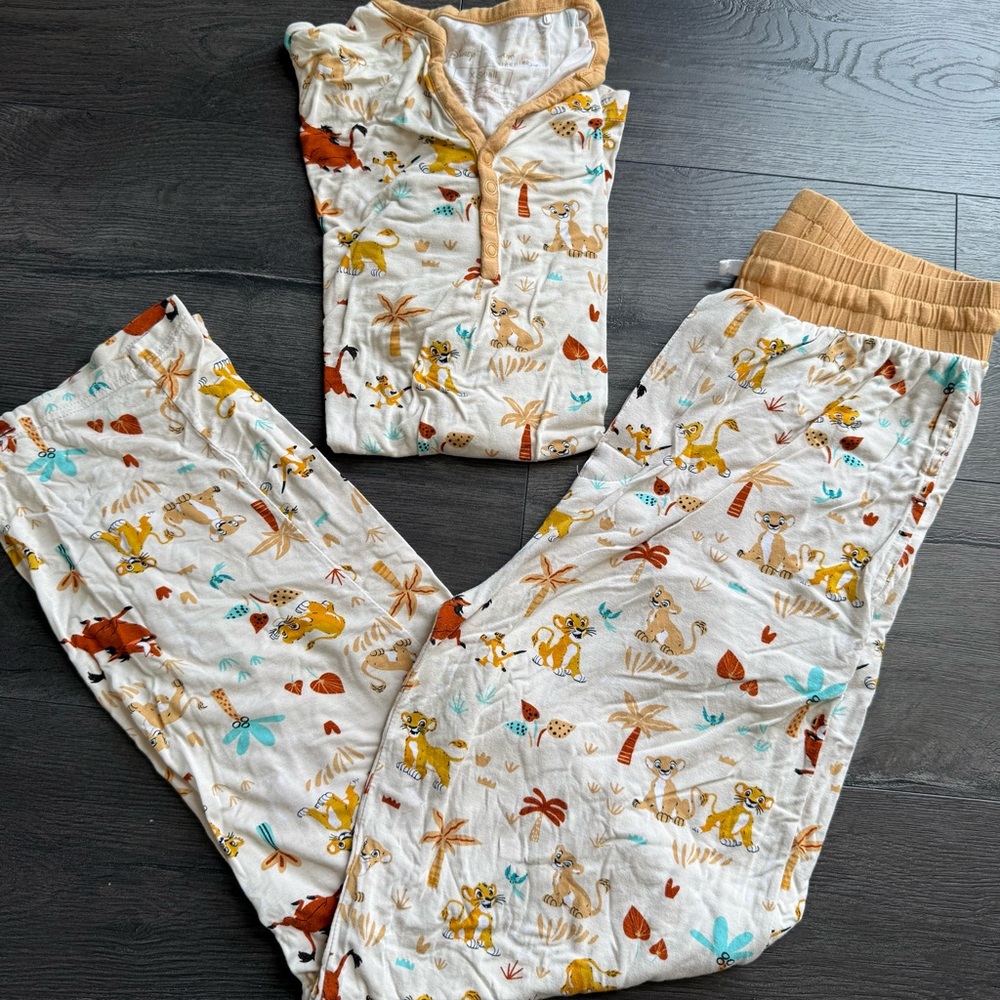Little sleepies pj set